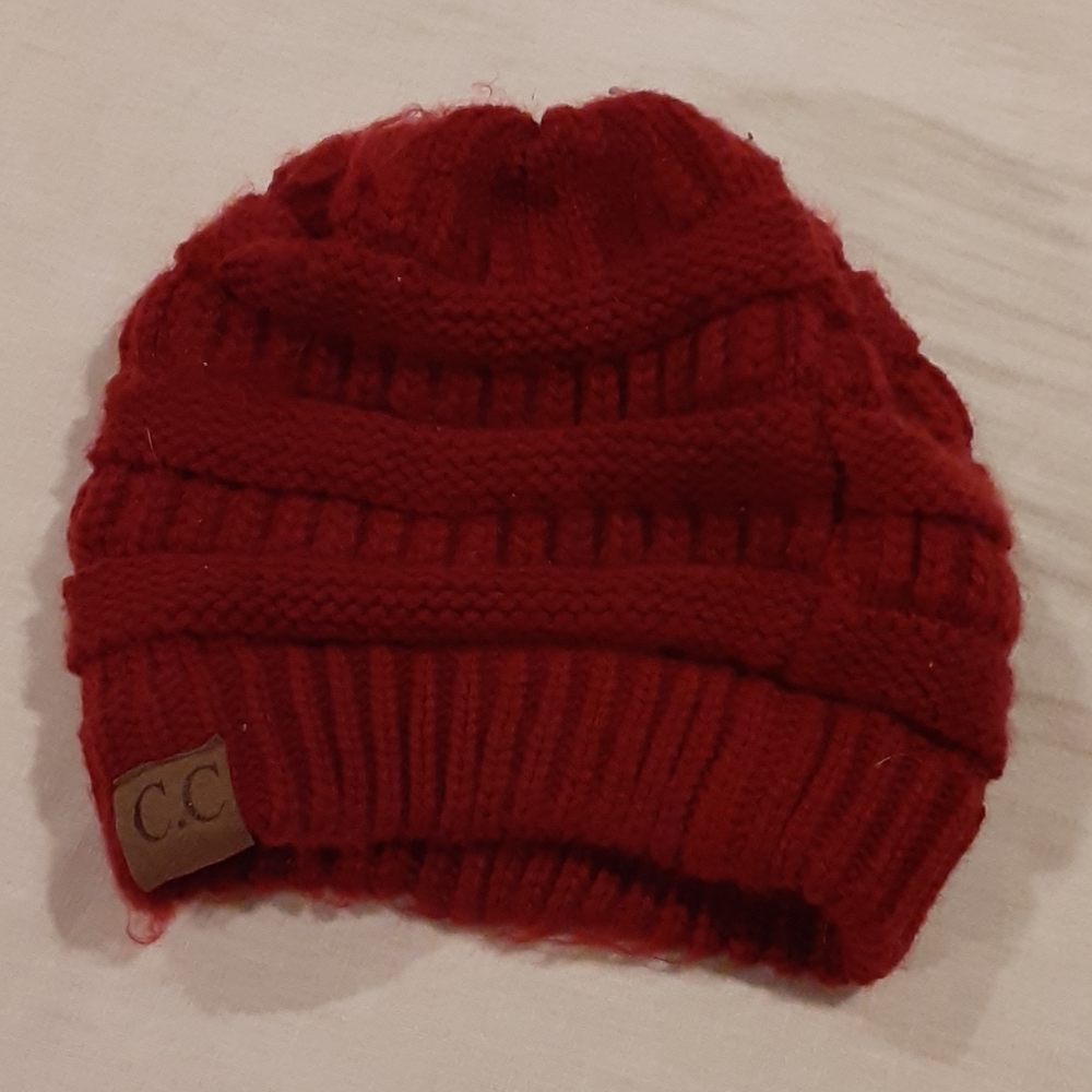 Maroon winter hat